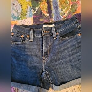 Levis Classic Dark Wash Denim Shorts. Mid Length, Size 24